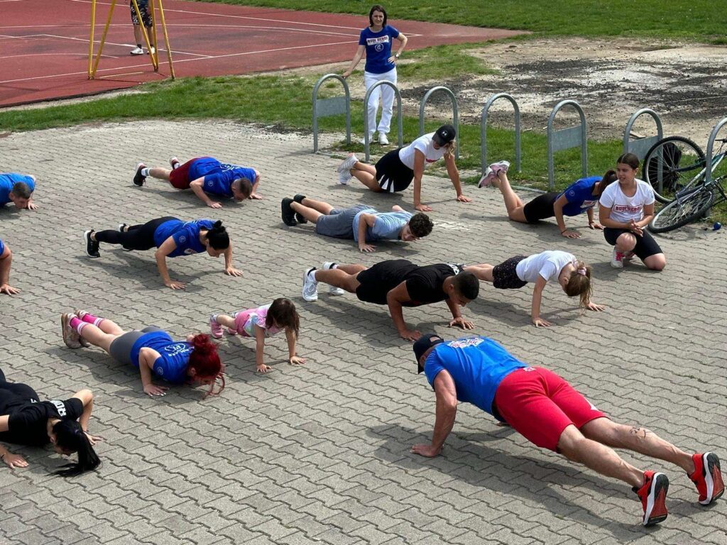 Sportista Miša Bačulov održao je javni, besplatan sportski čas